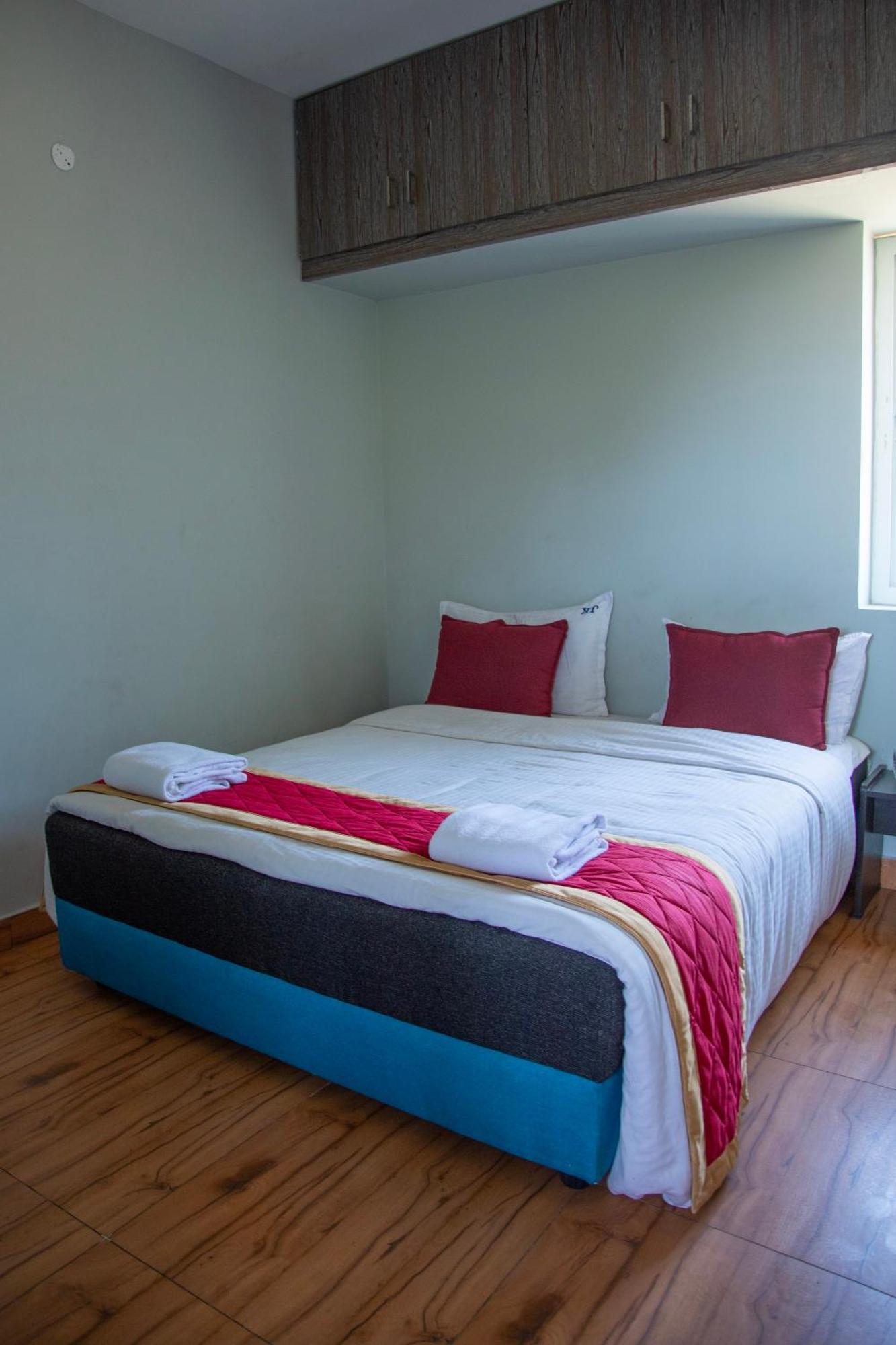 Jk - 4 Bhk Villa Jerkaud Kültér fotó